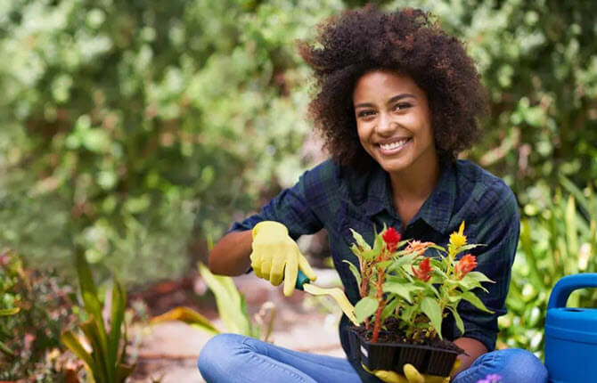 woman-green-thumb