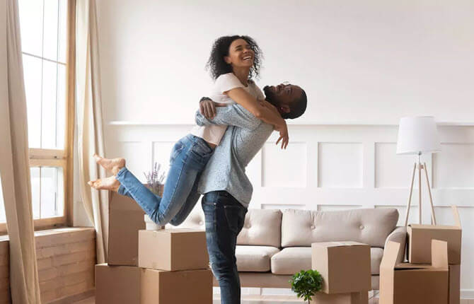 couple-new-home-hugging
